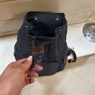 Mochila Nueva de Lona ultra resistente y Piel!!