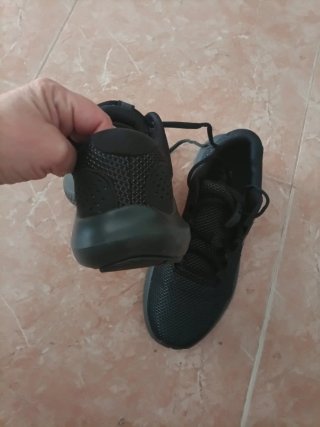 Zapatillas Under Armour Negras
