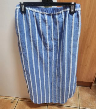 Falda midi abotonsdaDesigners Society T.S nueva