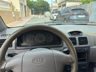 KIA Rio 2003