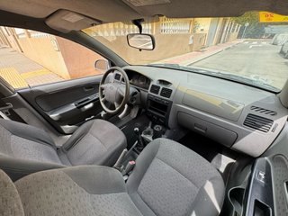 KIA Rio 2003