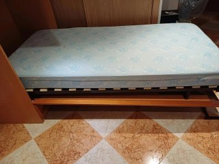 Mueble dormitorio con 2 camas plegables 90cm