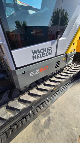 Mini excavadora Wacker Neuson EZ50