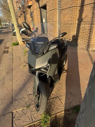 Yamaha Xmax 125cc 2025 Gris