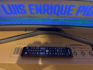 Samsung 48” Curva