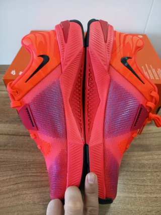 Nike Metcon 10 Talla 42 Rojo