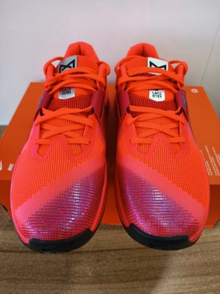 Nike Metcon 10 Talla 42 Rojo