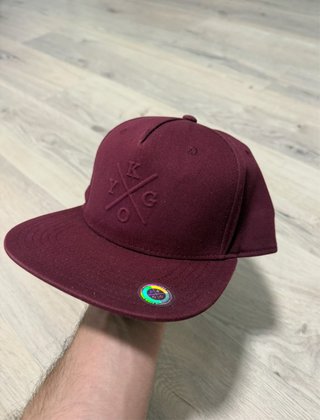 Gorra Kygo Snapback Burdeos