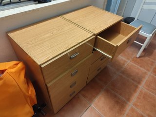 2 Cajoneras de Madera 4 Cajones