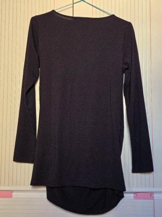 Blusa negra con lentejuelas
