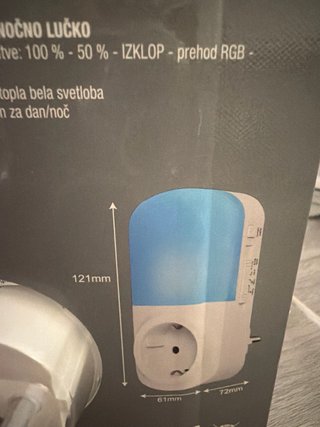 Enchufe con luz nocturna LED RGB+Blanco Cálido