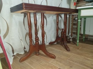 Mesa grande de salón o comedor de madera