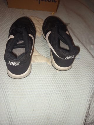 Zapatillas Nike Mujer Talla 36.5 Negras