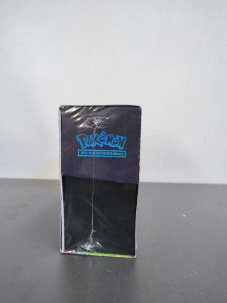 Caja Entrenador Élite Pokémon Fuego Fantasmal