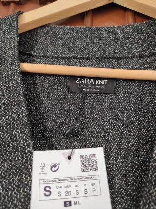 Vestido de invierno gris ZARA jersey