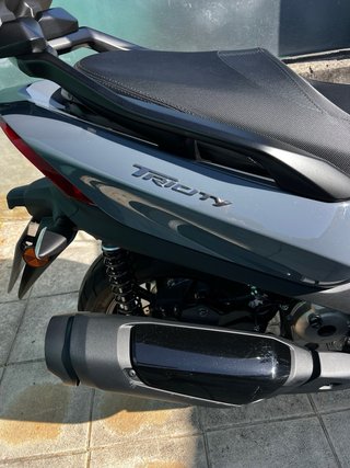 Yamaha Tricity 300 Gris