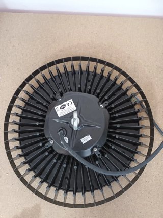 Lámpara UFO 200W 4500K