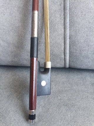 Violín 4/4 con arco