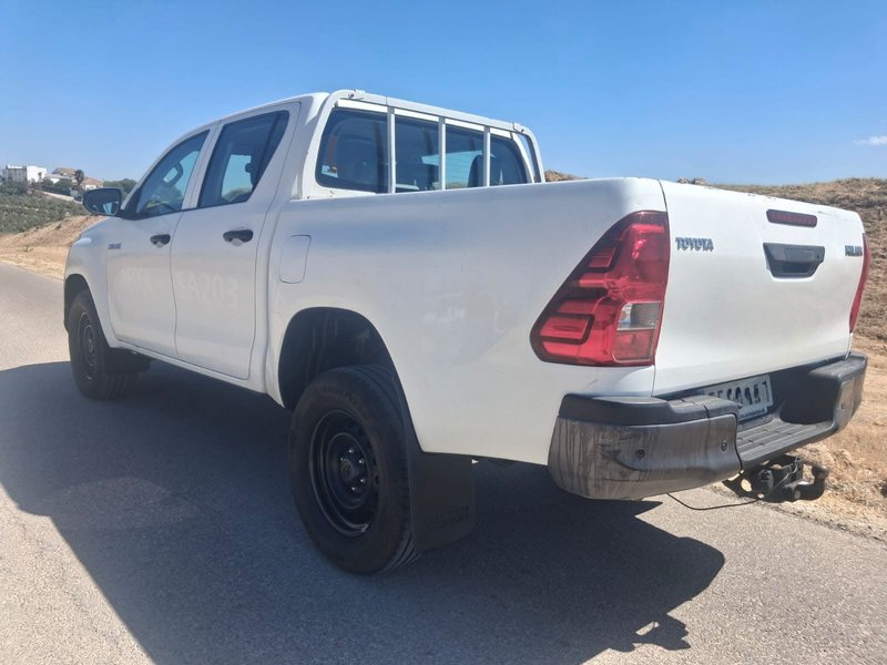Toyota Hilux 2020, foto 4