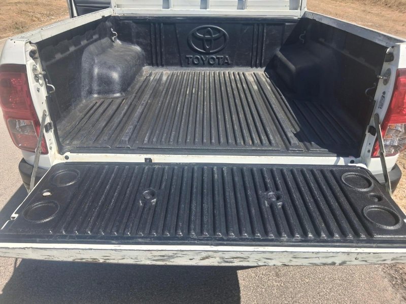 Toyota Hilux 2020, foto 7