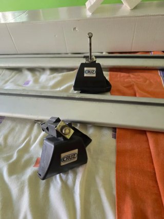 Barras de techo Cruz Airo R Aluminio 118cm