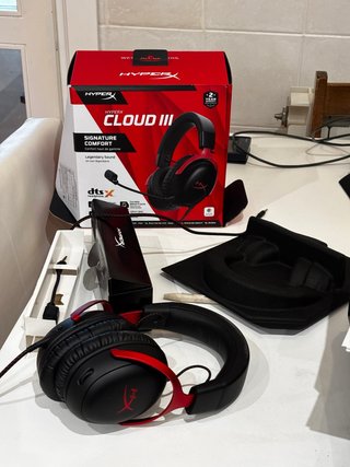 HyperX Cloud III Auriculares Gamer