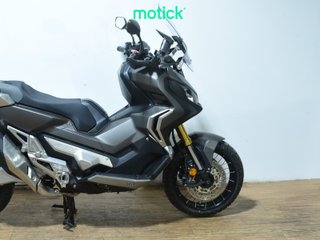 HONDA X-ADV 750 (TOP CASE)