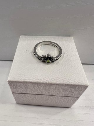 Anillo PANDORA Princesa Tiana de DISNEY - NUEVO