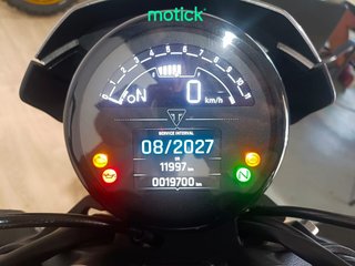 TRIUMPH TRIDENT 660 (A)