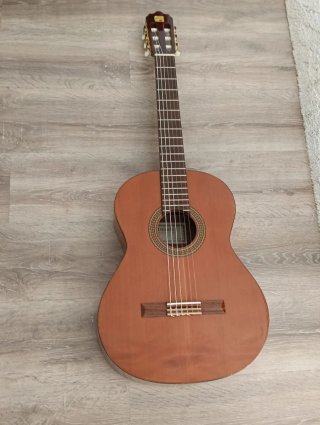 Guitarra clásica modelo 4C Alhambra