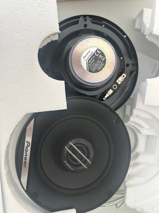 Altavoces Pioneer TS-G1320F 5