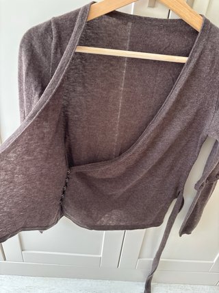 Jersey cruzado marrón manga larga