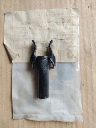 Clip sujetacables velocímetro Renault