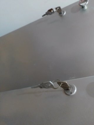 Taquilla metálica de 2 puertas