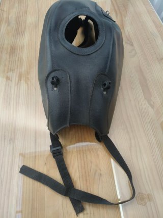 Funda depósito Kawasaki ER6 Negra