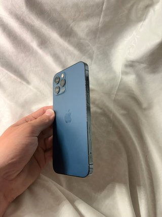 iPhone 12 Pro Blu