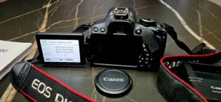Canon EOS 650D + 2 Objetivos + Bolsa Lowepro