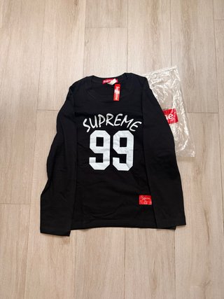 Camiseta Supreme Manga Larga Negra Talla como S