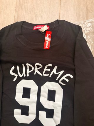 Camiseta Supreme Manga Larga Negra Talla como S