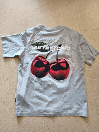 Camiseta Jack&Jones con estampado de cerezas