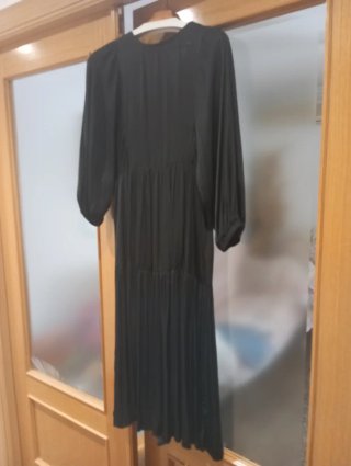 Vestido negro elegante Talla 40-42