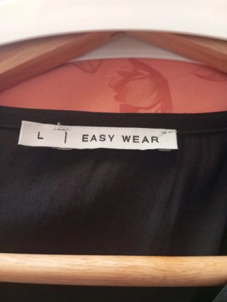 Vestido negro elegante Talla 40-42