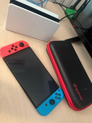 Nintendo Switch OLED + Just Dance 2021