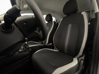 Hyundai i10 2025