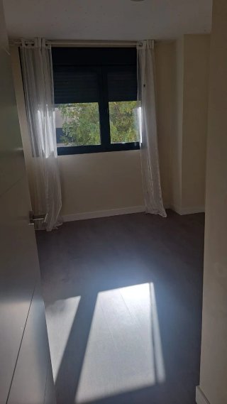 Precioso piso en Vía Complutense