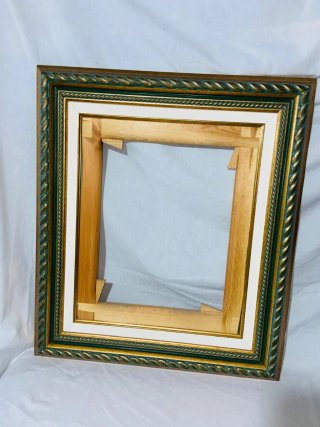 Marco antiguo dorado y verde
