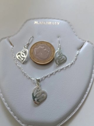 Conjunto Plata Corazón Collar y Pendientes.