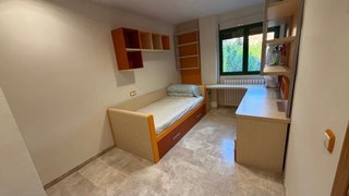 Piso En Avenida De America ! 4 Habitaciones 2 Baño