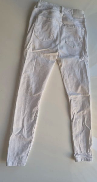 Pantalón vaquero blanco Zara Talla 36