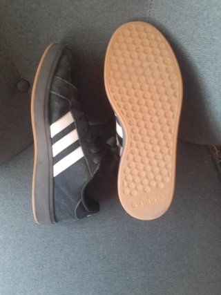 Zapatillas Adidas Negras Blancas